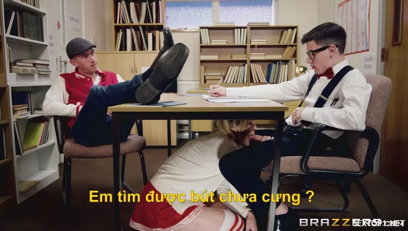 Nện em người yêu tên đầu em người yêu ở trường vietsub